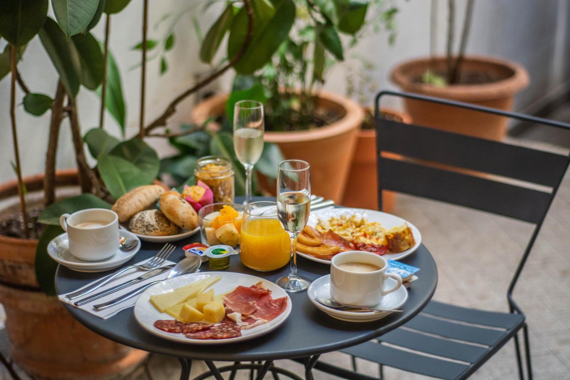 Hotel Boutique Casas De Santa Cruz Севилья Экстерьер фото