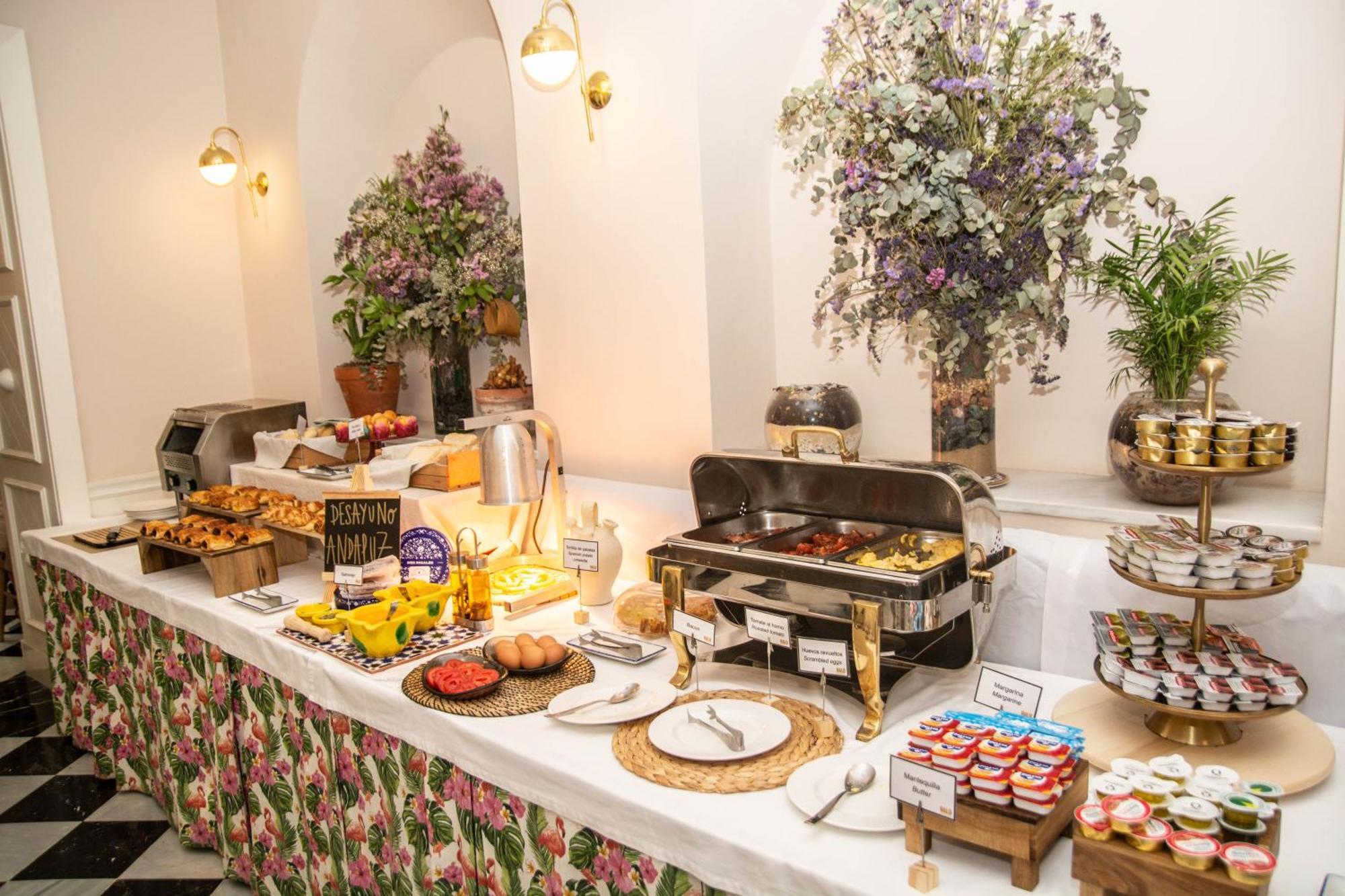 Hotel Boutique Casas De Santa Cruz Севилья Экстерьер фото